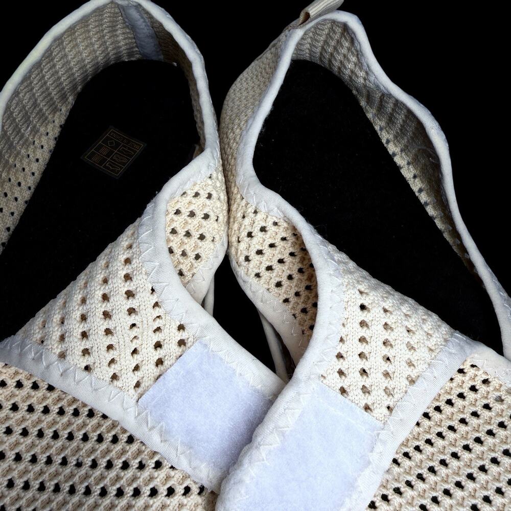 Water Shoes Womens Sz 9 Beige Mesh Barefoot Aqua Festival After Party Comfort - Picture 8 of 8